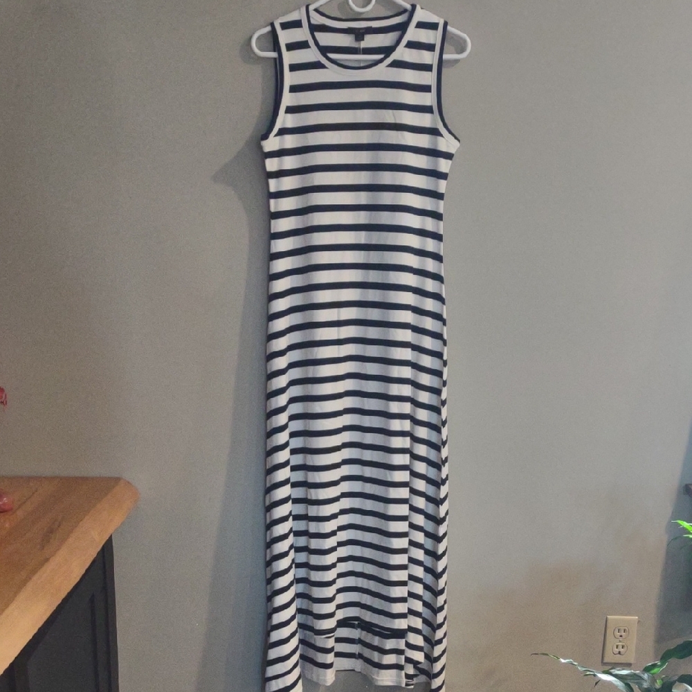 NEW J. Crew Women's Xsmall  Striped Maxi Dress in Navy and‎ White